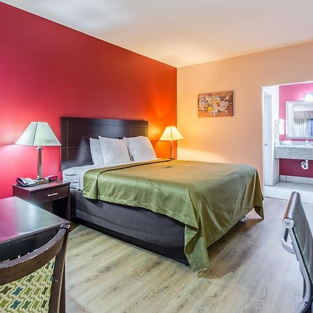 Quality Inn & Suites Bridge City Orange מראה חיצוני תמונה